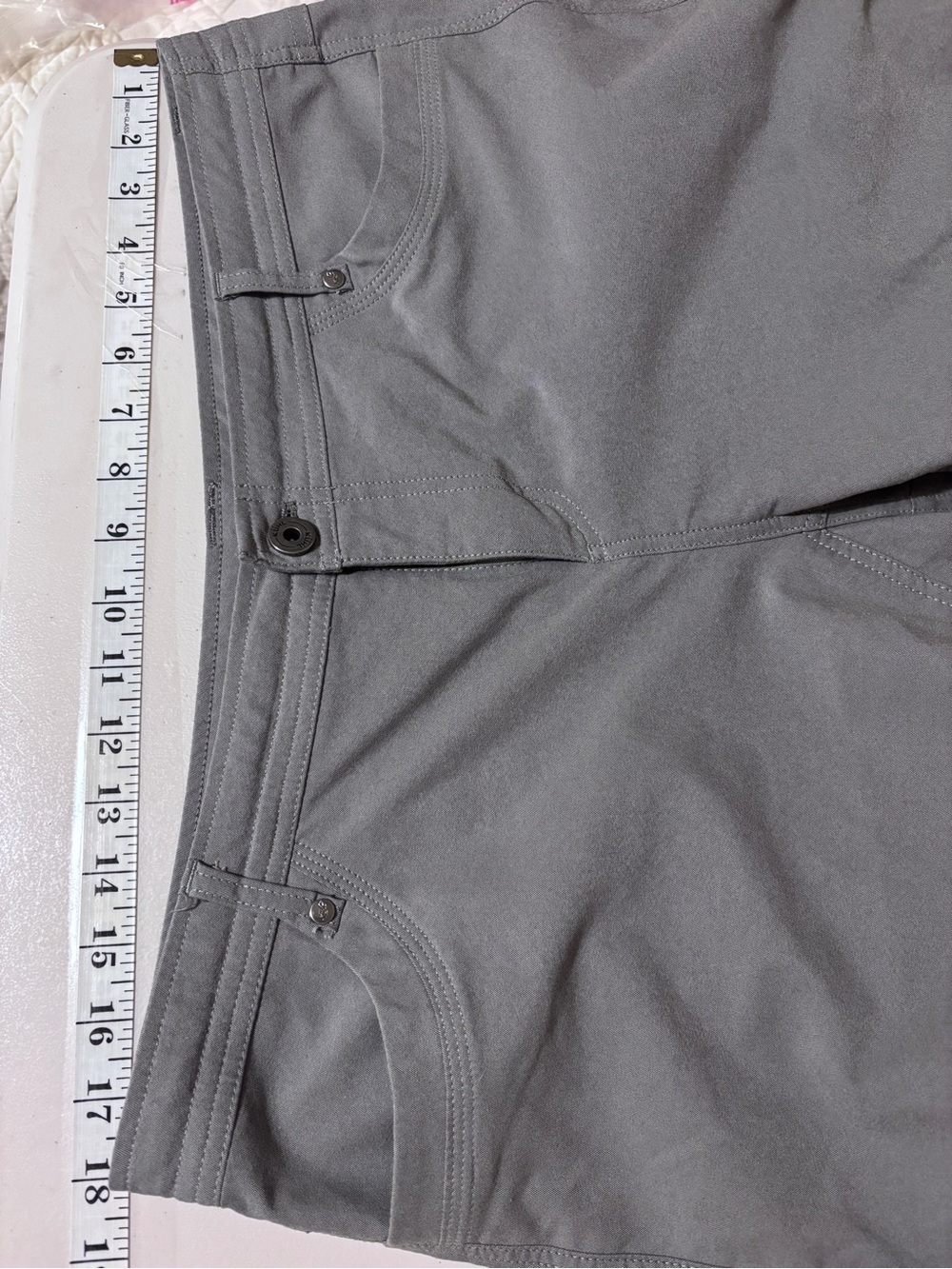 Kuhl Womens Trekr Kapri Cargo Pants Size 14 Gorpcore Utility Pockets Hiking Camp - Picture 11 of 13